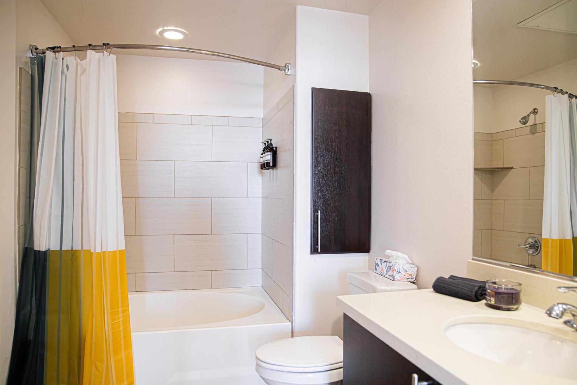 One Bedroom Gem In Weho Los Angeles Extérieur photo